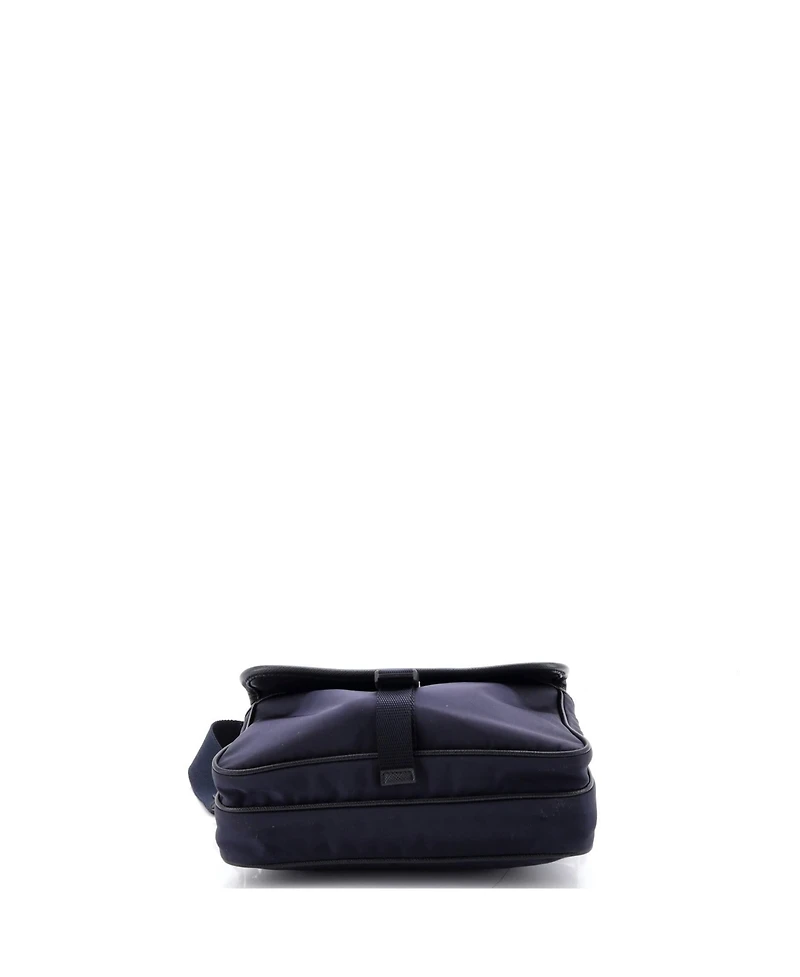 Pre-Owned Prada Buckle Front Pocket Flap Messenger Bag Re-Nylon with Saffiano Leather