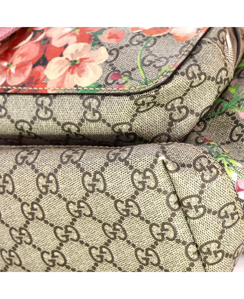 Pre-Owned Gucci Small Buckle Backpack Blooms Print Gg Coated Canvas