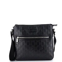 Pre-Owned Gucci Signature Zip Messenger Bag Guccissima Leather