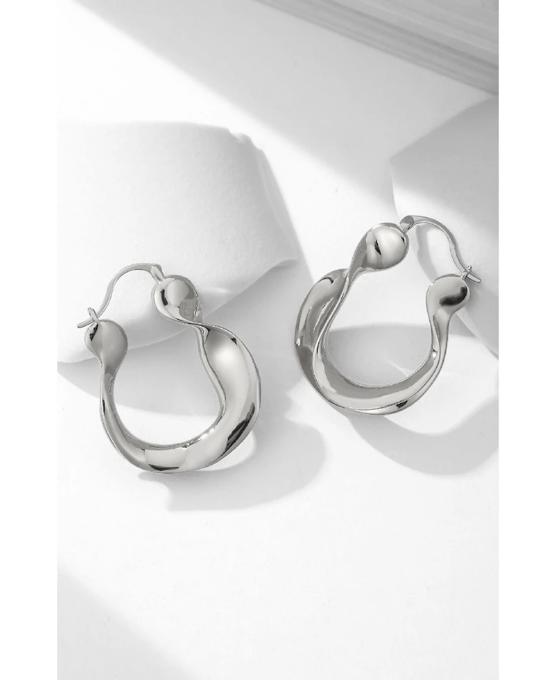 Retro Chic Breeze Silver Earrings