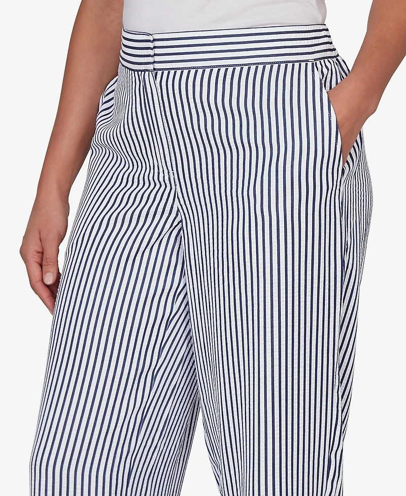 Ruby Rd. Petite Striped Seersucker Fly-Front Capri Pants