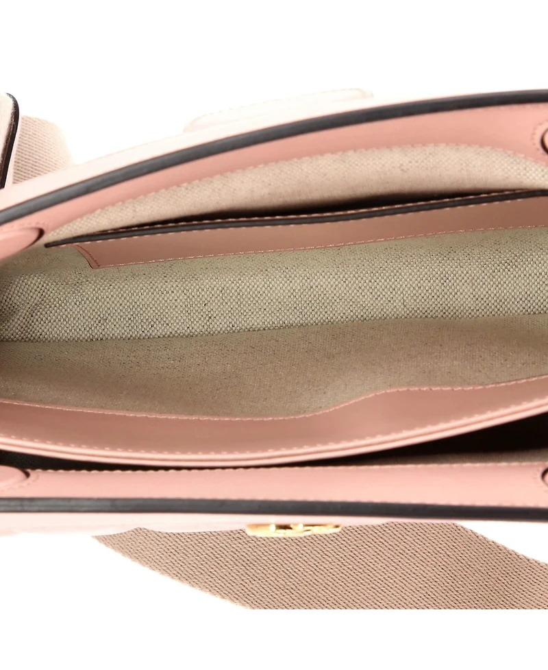 Pre-Owned Gucci Small Gg Shoulder Bag Gg Matelasse Leather