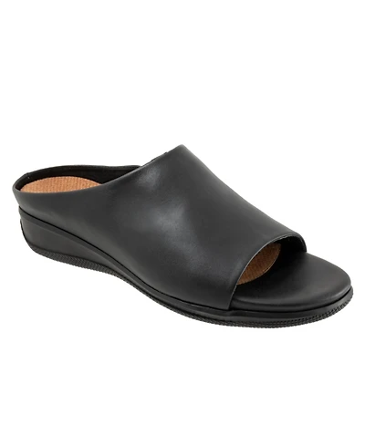 SoftWalk Women's Turner Sandal