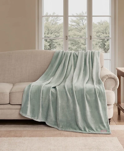 Hunter Coco Flannel Ultra Plush Throws, 50" x 70"