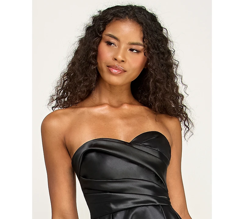Alex & Sophia Juniors' Strapless Pleated Ball Gown