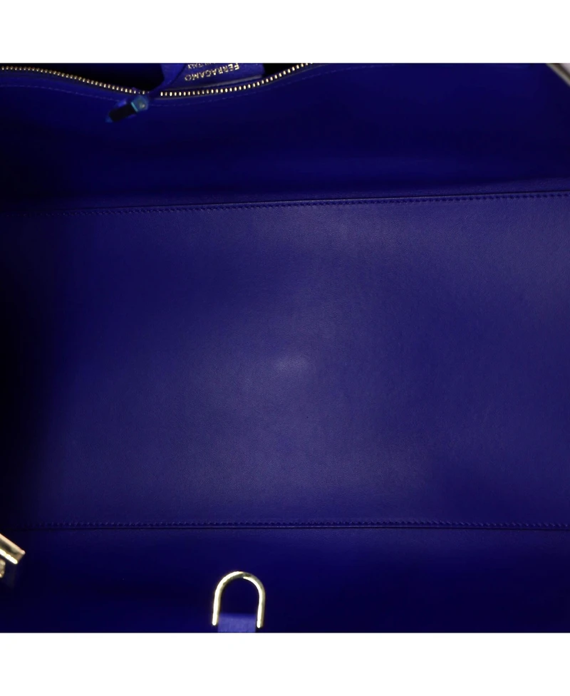 Pre-Owned Salvatore Ferragamo Large Hug Top Handle Bag Leather