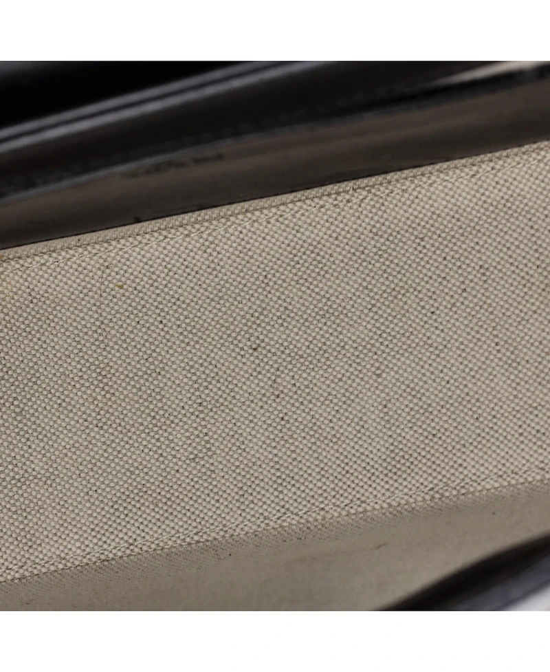 Pre-Owned Gucci Charisma Flap Shoulder Bag Embossed Leather