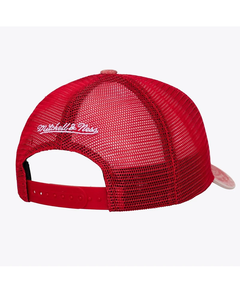 Mitchell & Ness Men's Red Chicago Bulls Gameday Snow Wash Adjustable Trucker Hat