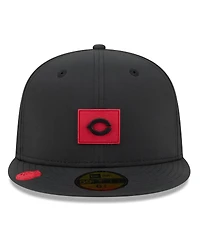 New Era Men's Black Cincinnati Reds 2026 Clubhouse 59FIFTY Fitted Hat