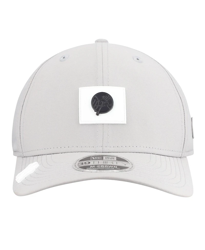 New Era Men's Gray York Yankees 2026 Clubhouse Alternate 39THIRTY Flex Hat