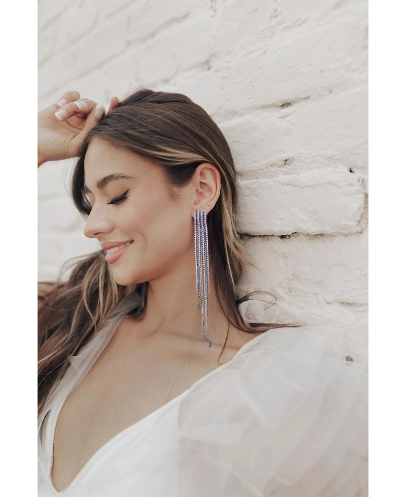 Untamed Petals Women's Baltic Drop