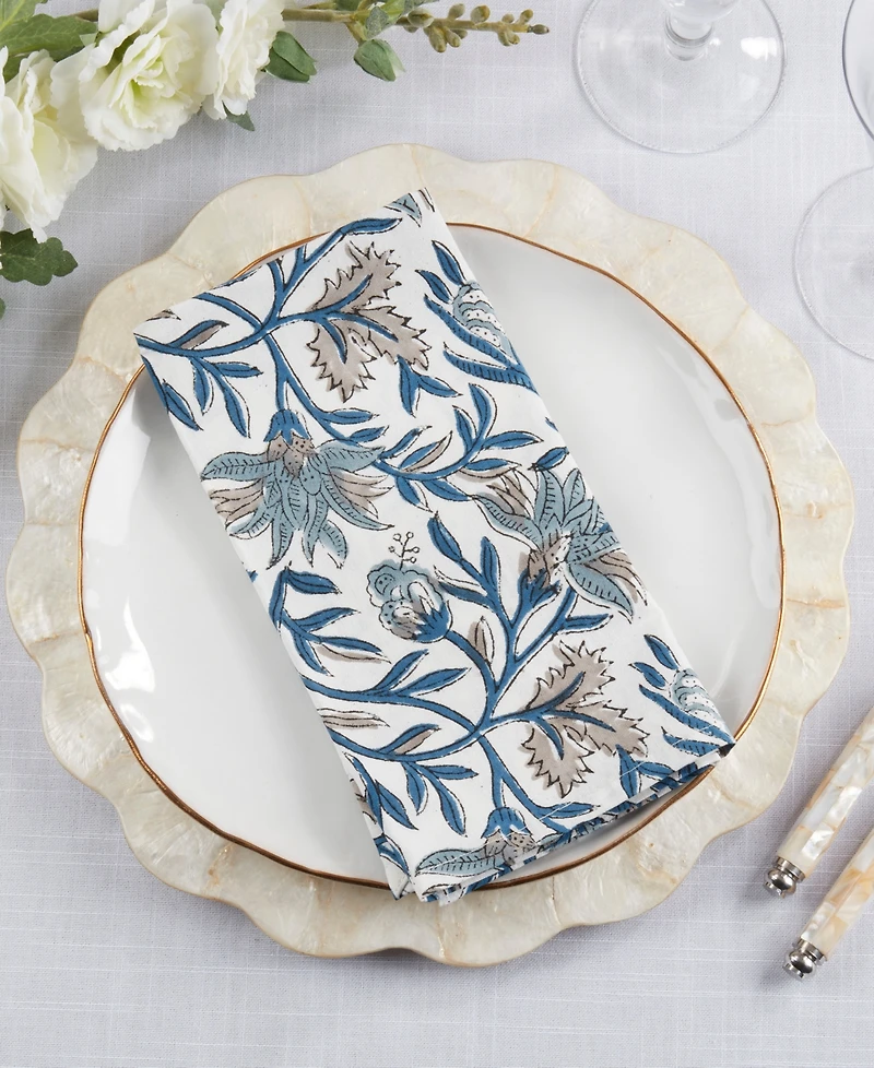 Saro Lifestyle Botanical Cotton Decorative Napkins, Set of 4