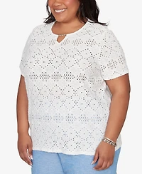 Alfred Dunner Plus Vintage Charm Solid Eyelet Split Beaded Neck T-Shirt