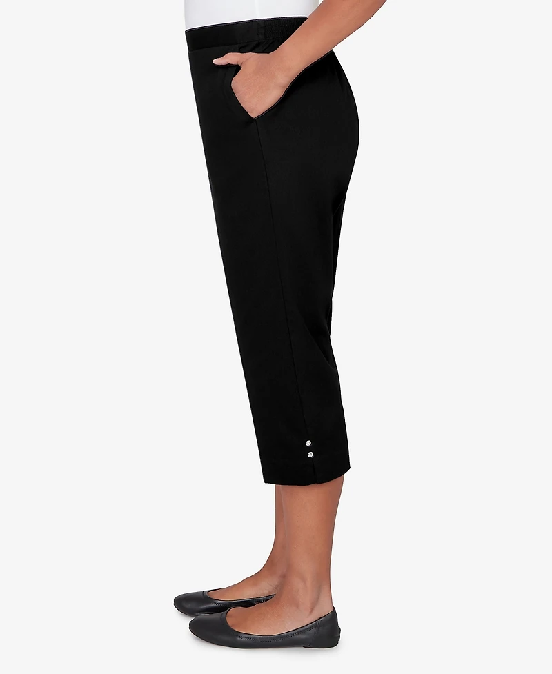 Alfred Dunner Women's Classic Solid Twill Button Hem Capri Pants