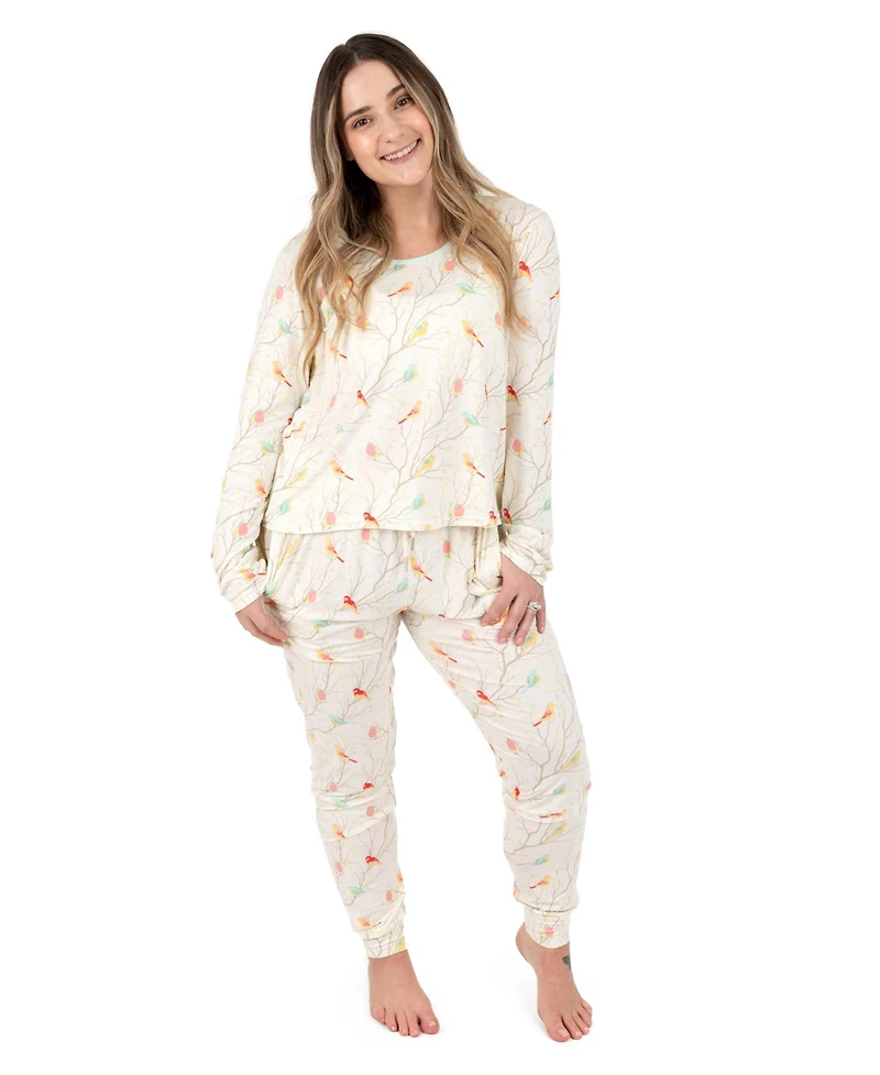 Leveret Women's Matching Family Two-Piece Cooling Bamboo Viscose Long Sleeve Pajamas - Nature and Wildlife Print