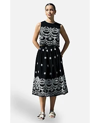 Yumi Women's Embroidered Midi Skirt