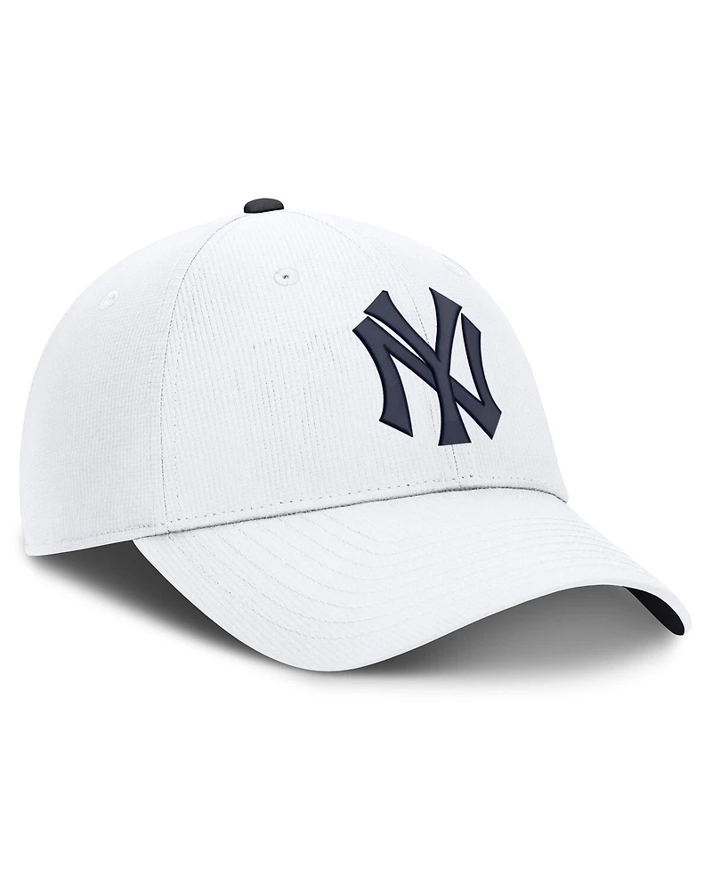 Nike Men's White New York Yankees Cooperstown Club Dri-fit Adjustable Hat