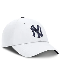 Nike Men's White New York Yankees Cooperstown Club Dri-fit Adjustable Hat