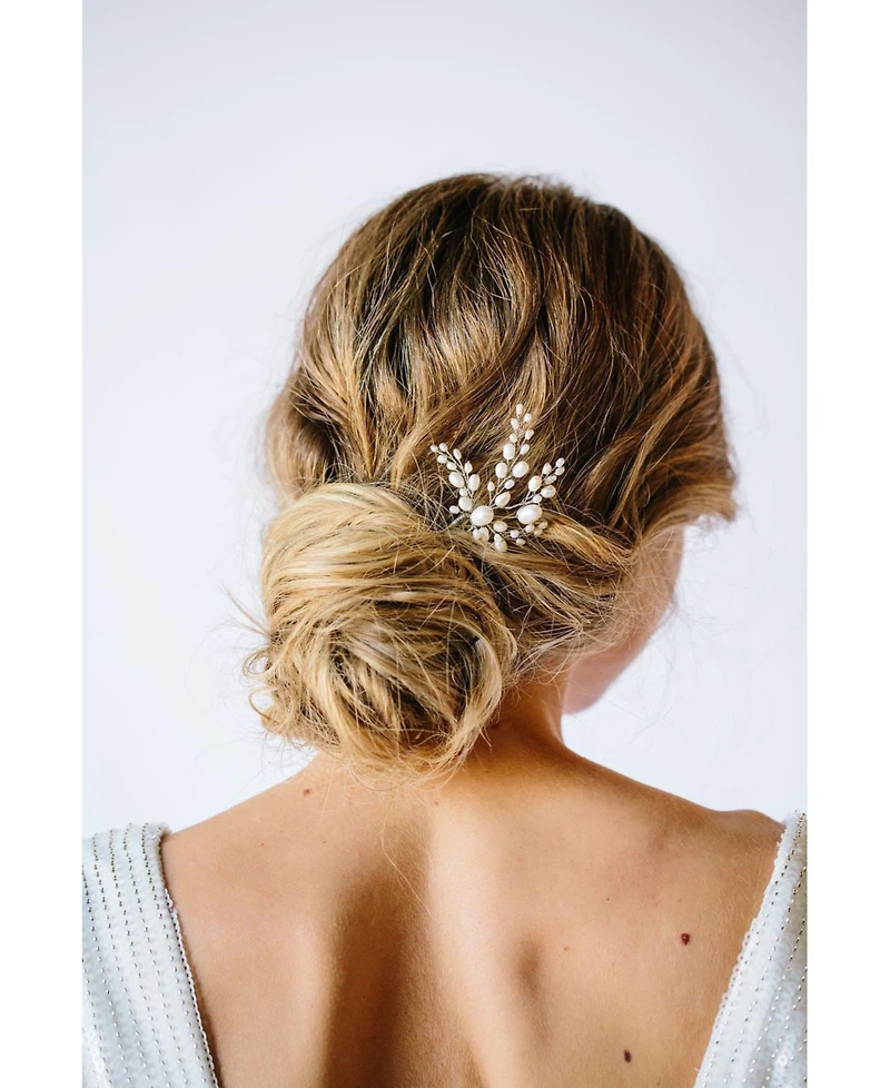 Untamed Petals Womens Poetry Freshwater Pearl Hair Pin