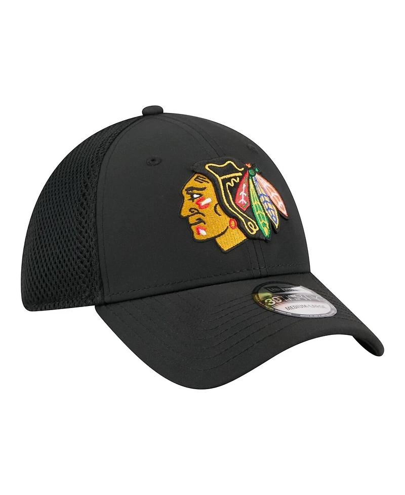 New Era Men's Black Chicago Blackhawks Logo 39THIRTY Flex Hat