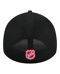 New Era Men's Black Chicago Blackhawks Logo 39THIRTY Flex Hat