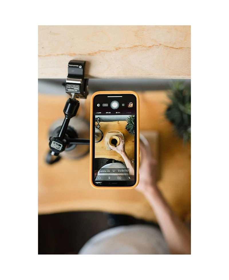 Moment Multi Threaded Mount with MagSafe for iPhone 12 and 13 Models