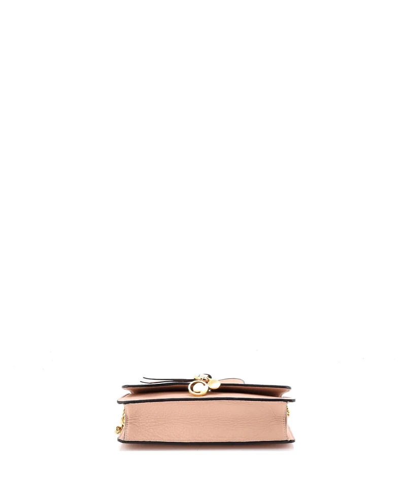 Pre-Owned Chloe Alphabet Chain Clutch Bag Leather