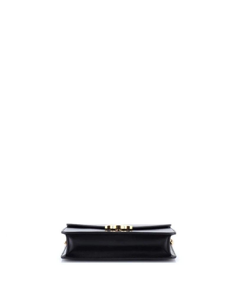 Pre-Owned Celine Margo Triomphe Wallet on Chain Leather