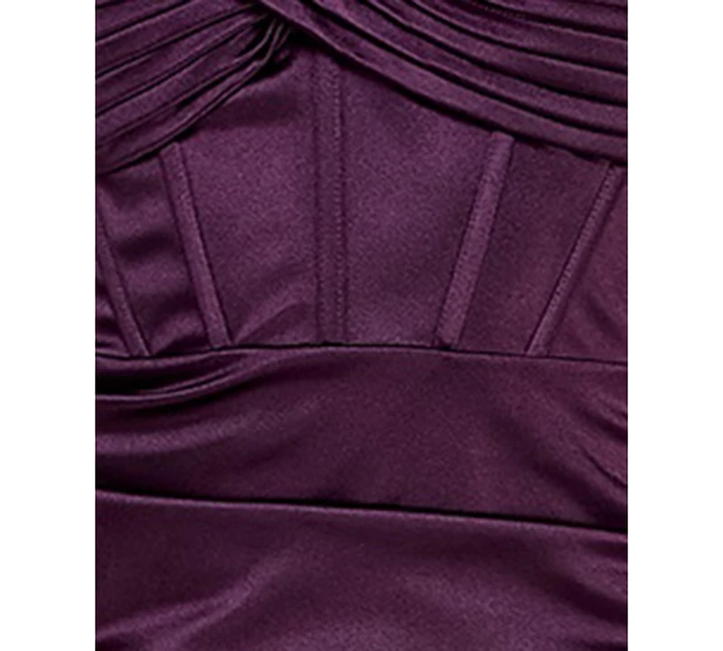 Emerald Sundae Juniors' Sweetheart Neck Twist-Front Gown