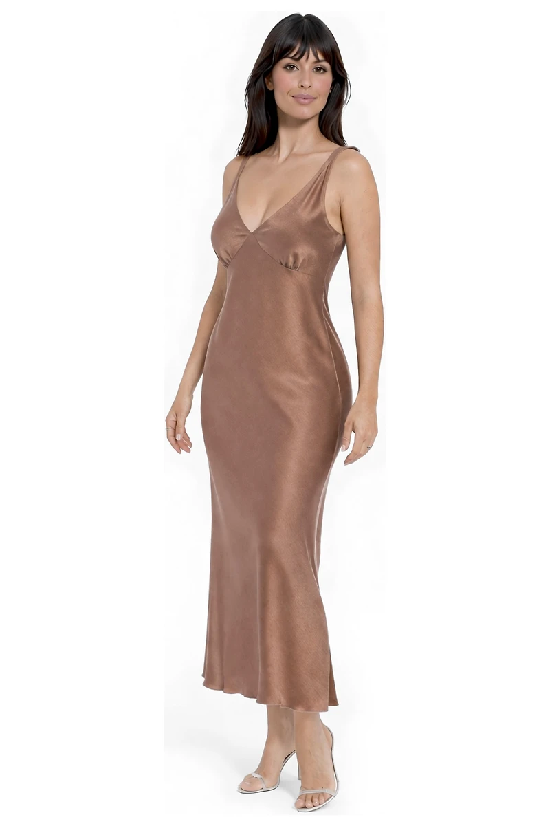 Bebe Women's Ceycrepe Satin V-Neck Sleeveless Maxi Dress