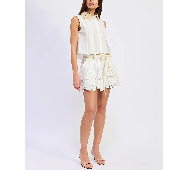En Saison Women's Anna Embroidered High-Rise Shorts