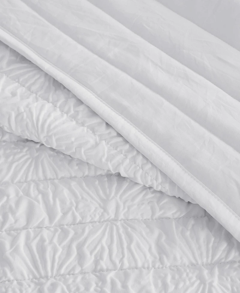 Linery & Co Floral Textured Quilt Set With Shams