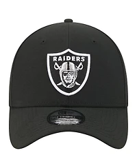 New Era Men's Black Las Vegas Raiders Core Team 39THIRTY Flex Hat