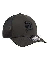 New Era Men's Black Detroit Tigers Badged M-Crown 9FORTY Trucker Adjustable Hat
