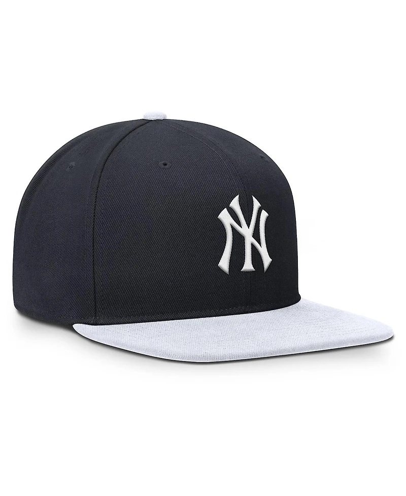 Nike Men's Navy/White New York Yankees Primetime Pro Dri-fit Snapback Hat