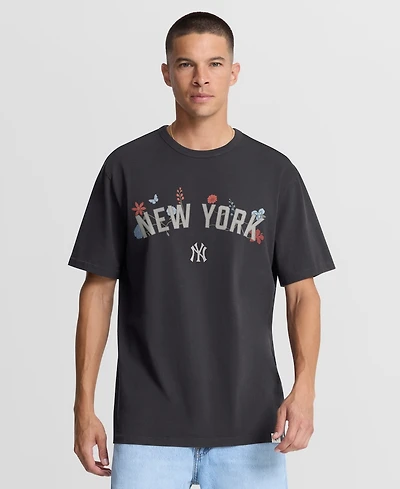 Fanatics Men's Anthracite New York Yankees Bloom T-Shirt
