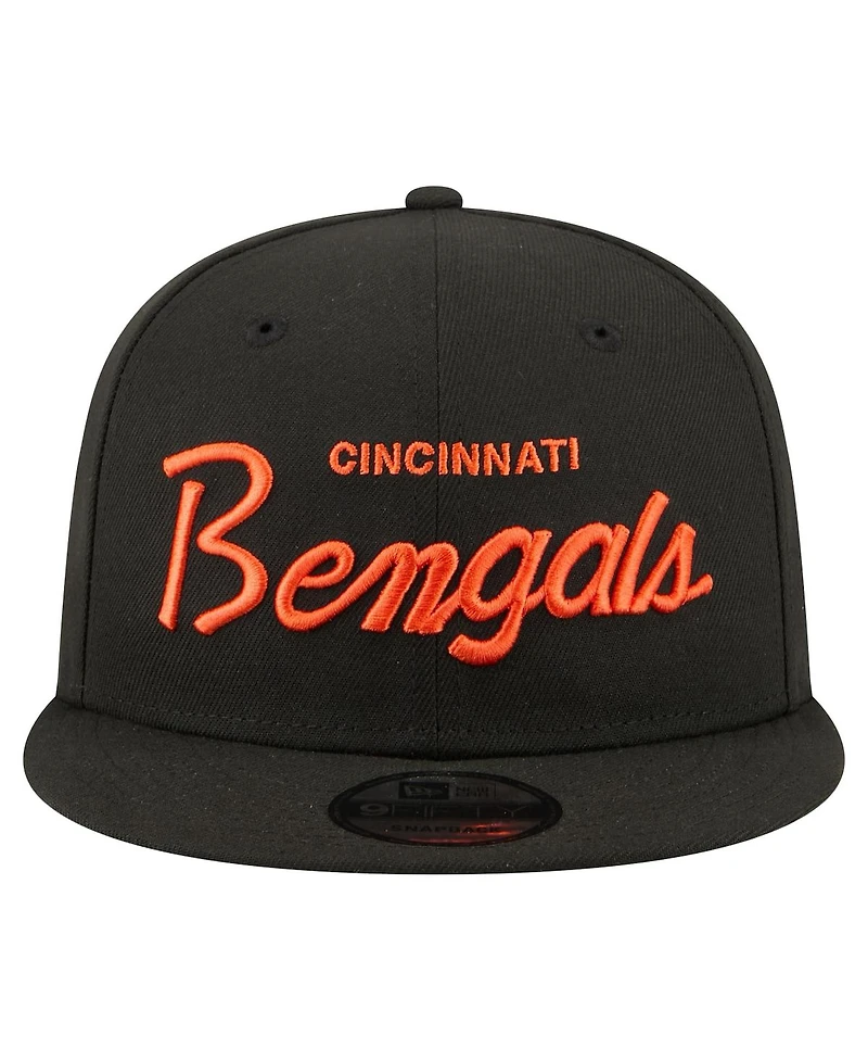 New Era Men's Black Cincinnati Bengals Core Team Script 9FIFTY Snapback Hat