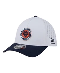 New Era Men's White/Navy Chicago Bears Patch 39THIRTY A-Frame M-Crown Perforated Flex Hat