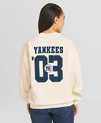 Wear by Erin Andrews Women's Cream New York Yankees Heavyweight Crew Neck Sweatshirt