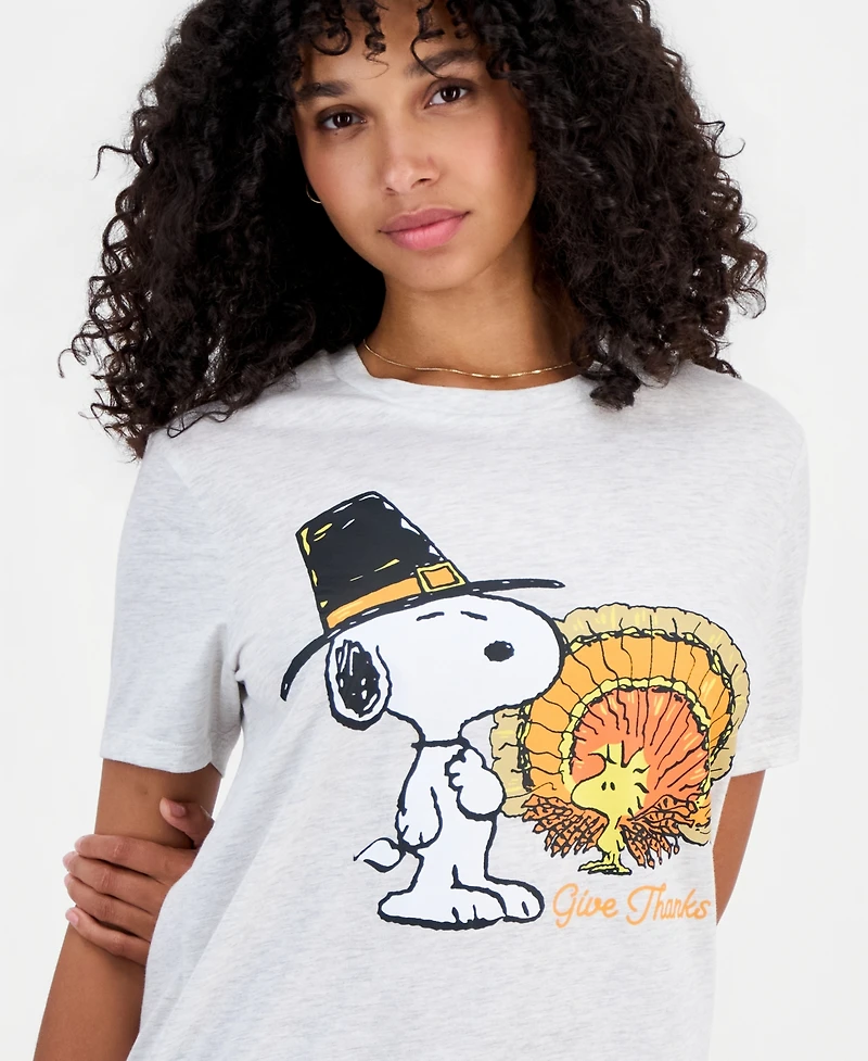 Peanuts Juniors' Snoopy Thanksgiving Crewneck Tee