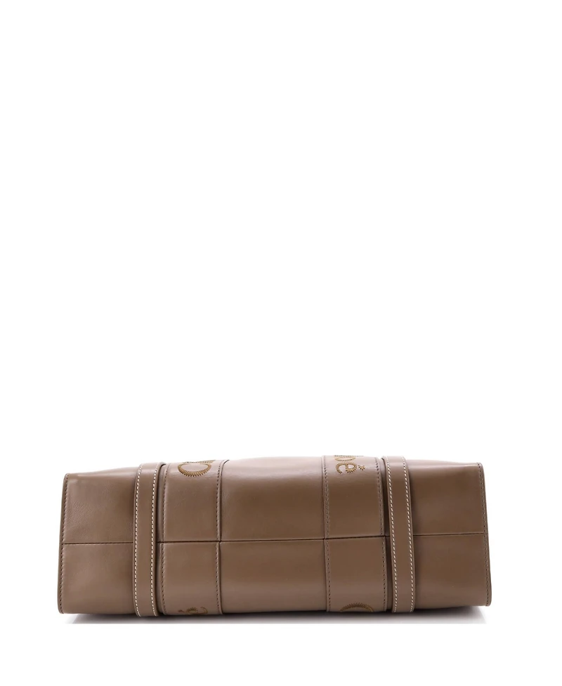 Pre-Owned Chloe Medium Woody Tote Leather