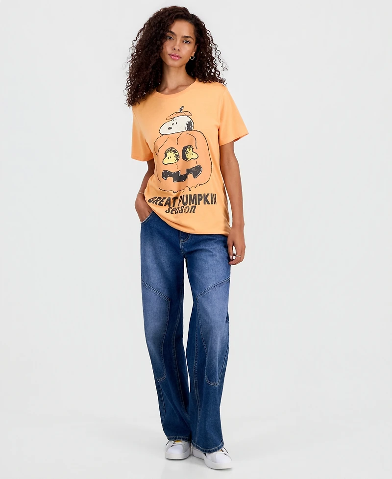 Grayson Threads, The Label Juniors' Snoopy Pumpkin Graphic-Print T-Shirt