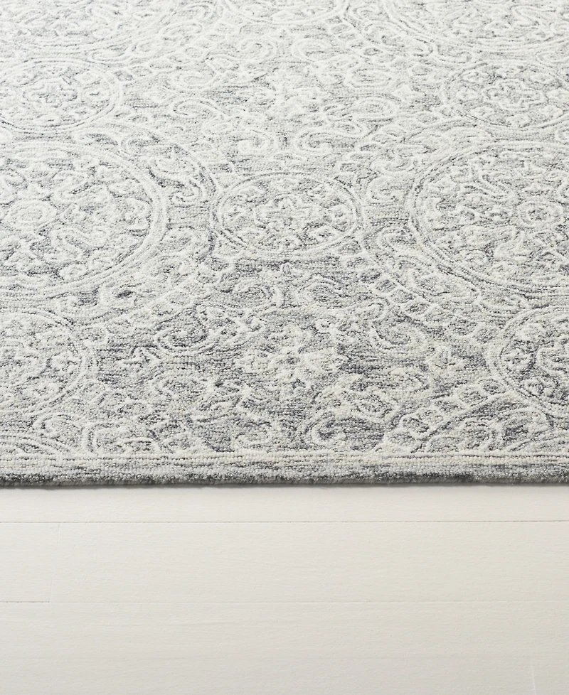 Lauren Ralph Lauren Finnegan LRL6937F 5'X8' Area Rug