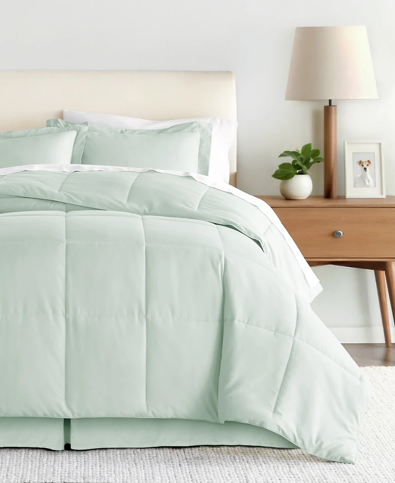 ienjoy Home A Beautiful Bedroom -Pc. Lightweight Comforter Set