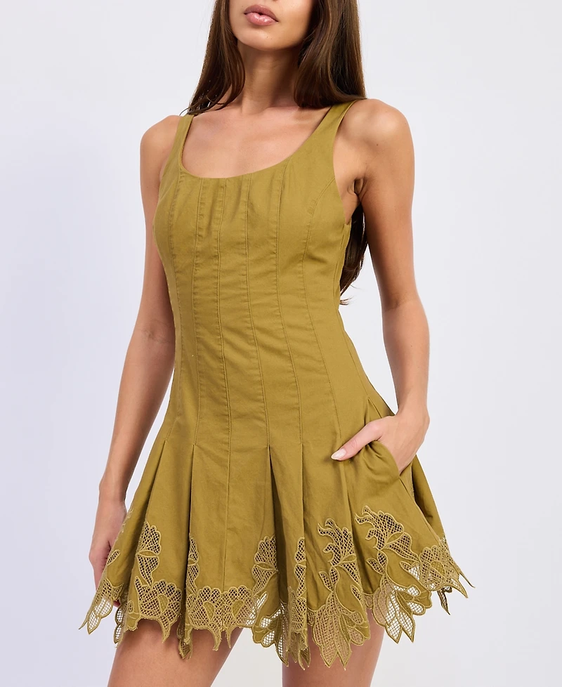 En Saison Women's Elin Embroidered Sleeveless Mini Dress
