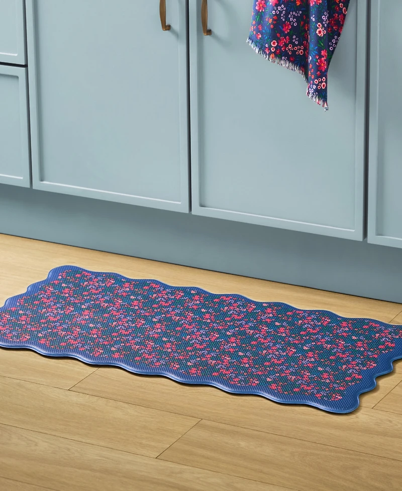 Draper James Field Flowers Scallop Edge Comfort Kitchen Mat, 39" x 19.69"