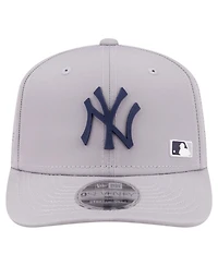 New Era Men's Gray New York Yankees Laser Perforated 9SEVENTY Adjustable Hat