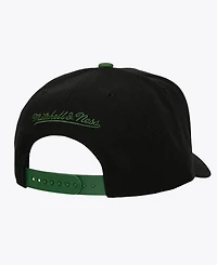 Mitchell & Ness Men's Black Milwaukee Bucks Class Act Pro Snapback Hat