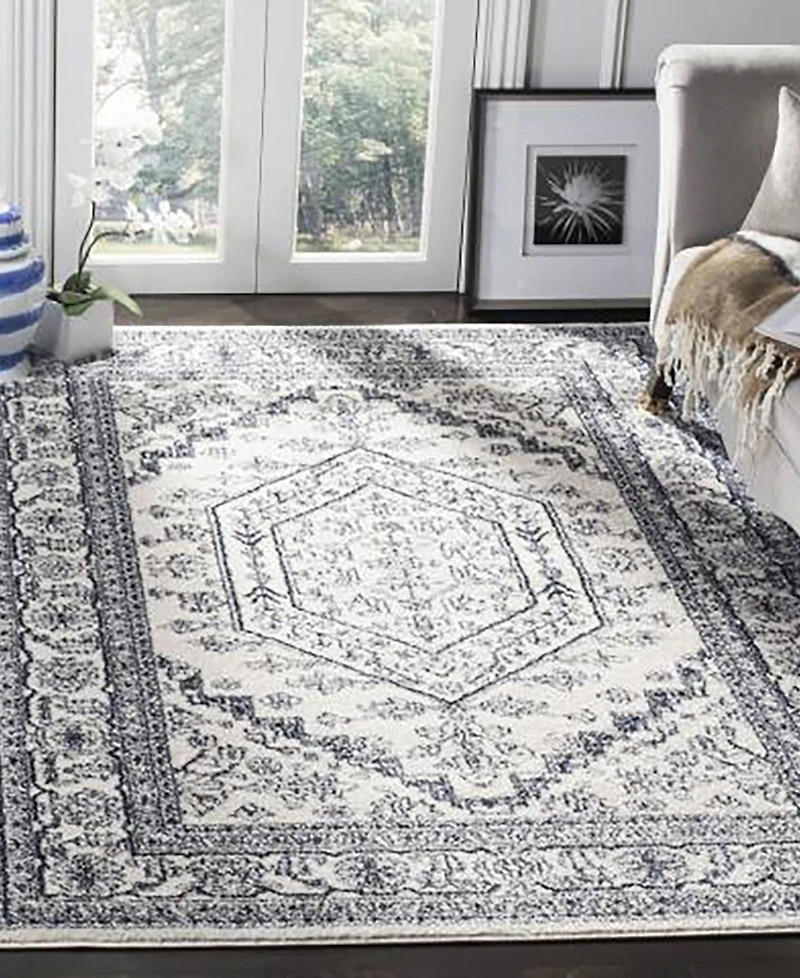 Safavieh Adirondack 108 Ivory and Navy 5'1" x 7'6" Area Rug