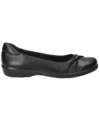 Easy Street Women's Paulie Slip-On Flats
